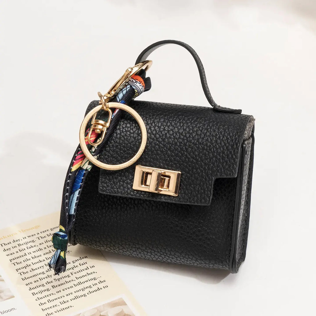 Chic Luxury Leather Mini Bag Keychain - Stylish and Functional Accessory