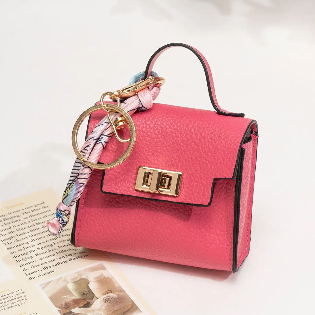 Chic Luxury Leather Mini Bag Keychain - Stylish and Functional Accessory