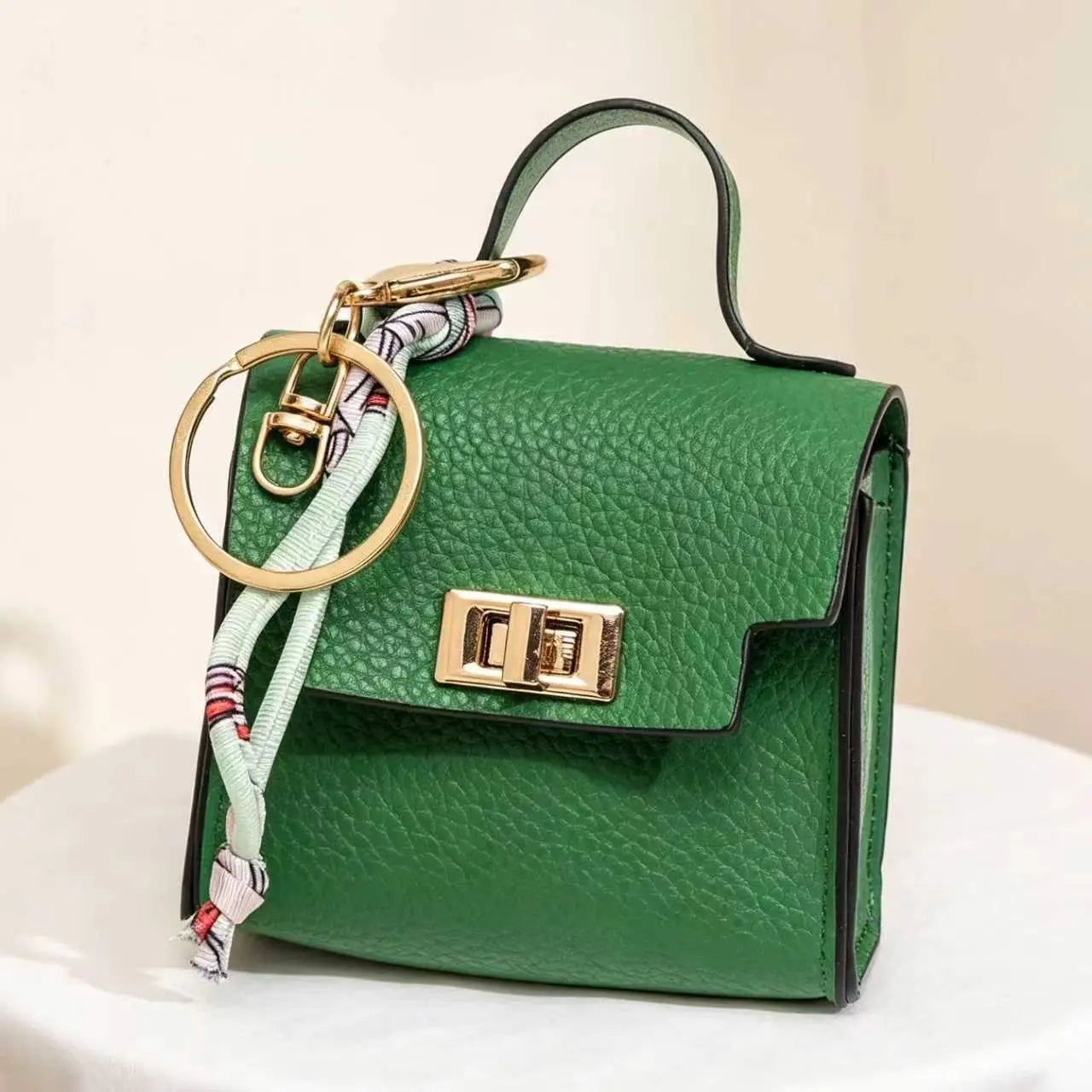 Chic Luxury Leather Mini Bag Keychain - Stylish and Functional Accessory